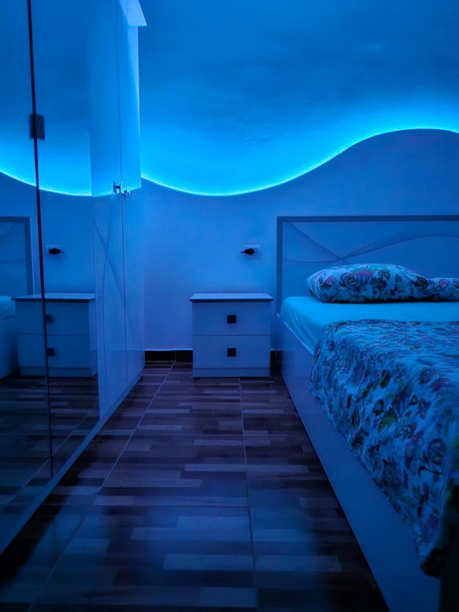 Lemon Garden Apartment-Hot Tub Jacuzzi Gjirokastra Kültér fotó